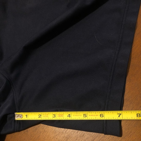 men’s navy athletic shorts with pockets - Picture 9 of 10